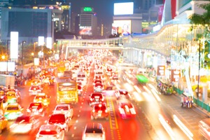 what are the best ways to get traffic to a law firm's website
